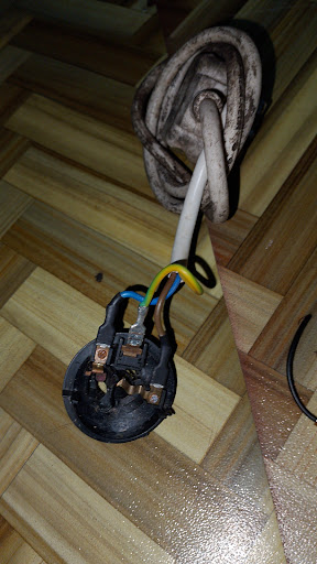 Lye Electronic Service Centre