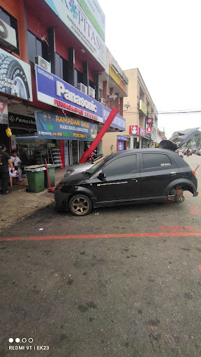 Perniagaan Lee Klang